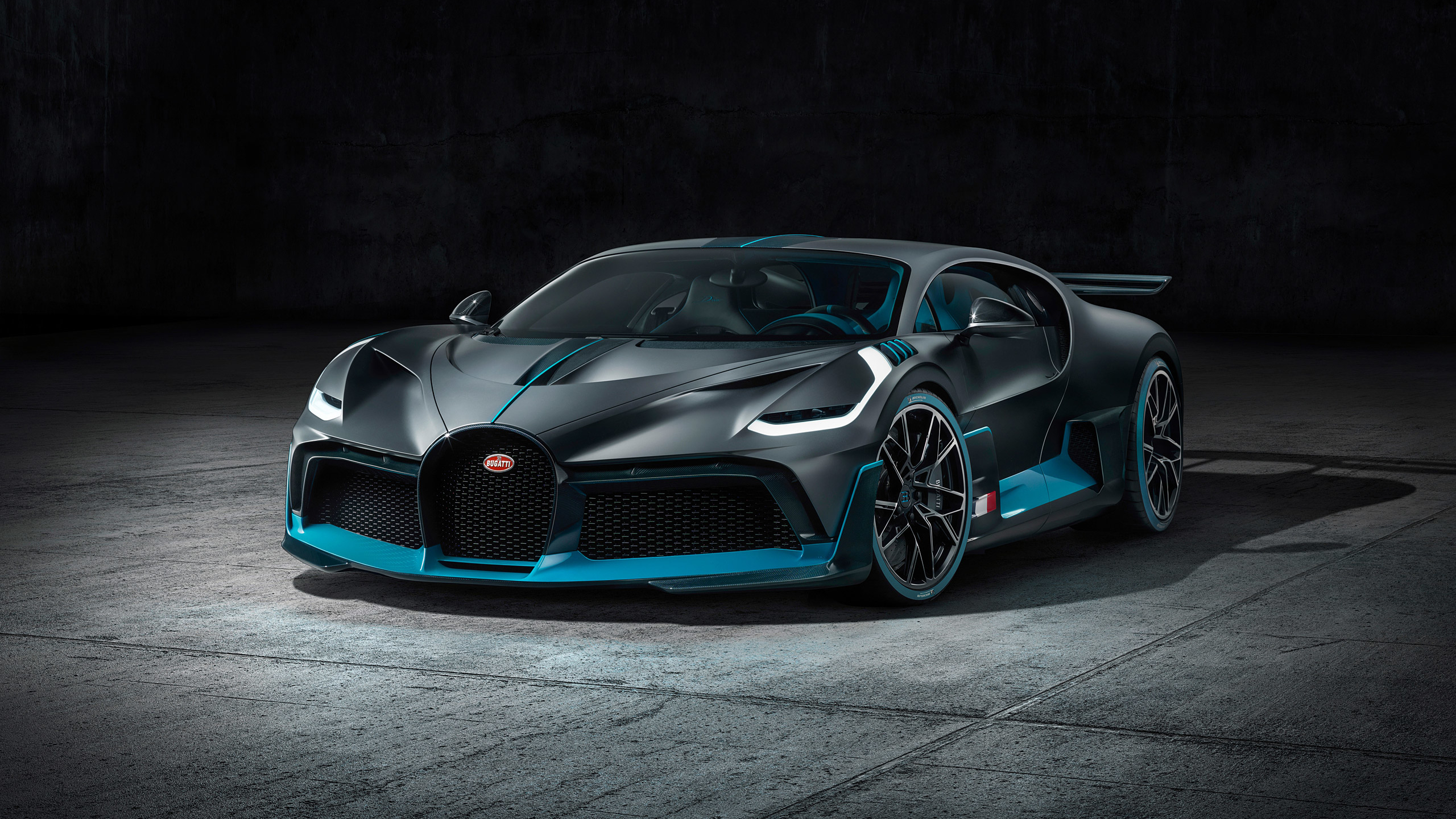 2019-Bugatti-Divo