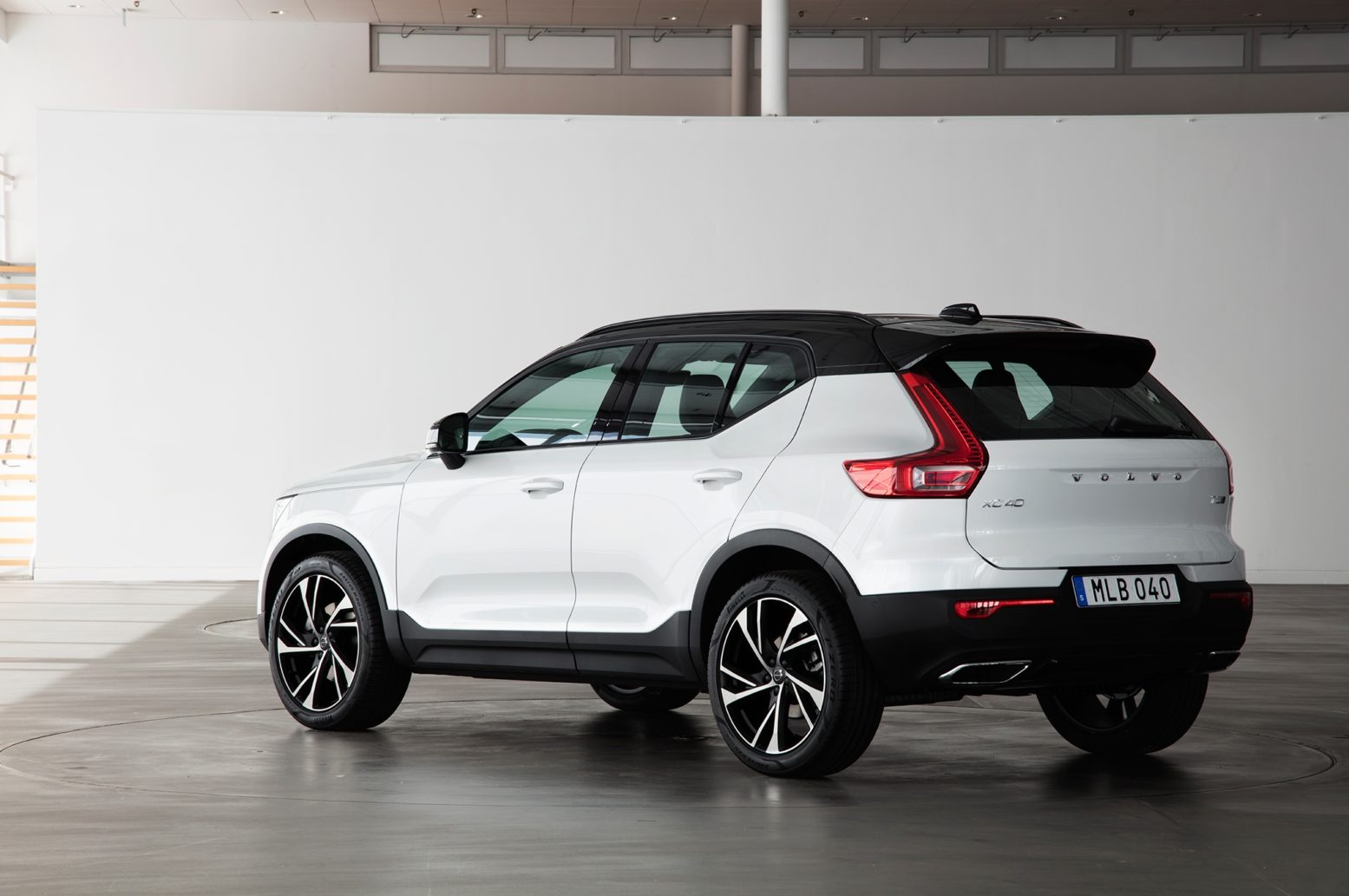 2019 Volvo XC40 | Rear High Resolution Pictures - New Car Release Preview